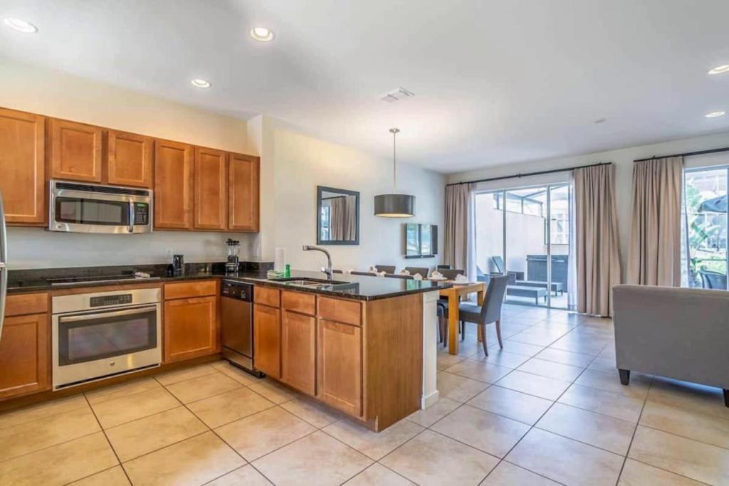Private Spa Townhome At Regal Oaks Resort 奥兰多 外观 照片