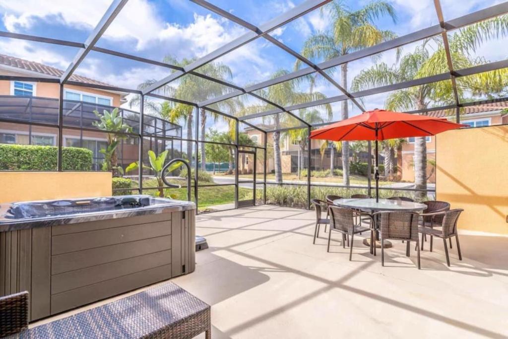 Private Spa Townhome At Regal Oaks Resort 奥兰多 外观 照片