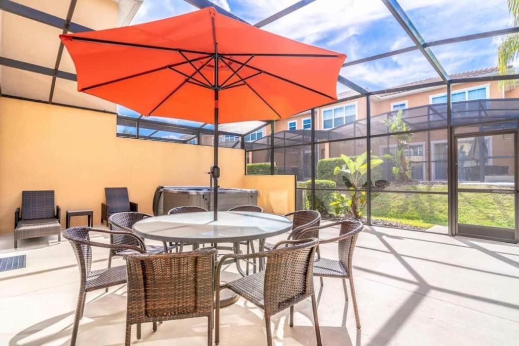 Private Spa Townhome At Regal Oaks Resort 奥兰多 外观 照片